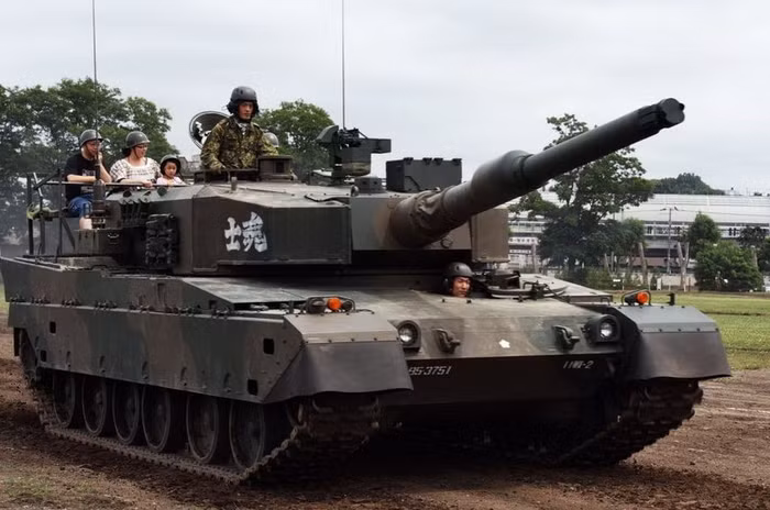 Xe tăng chiến đấu Type-90 của Lực lượng Phòng vệ Nhật Bản