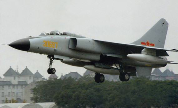 Máy bay ném bom chiến đấu JH-7A Trung Quốc Máy bay ném bom chiến đấu JH-7A Trung Quốc