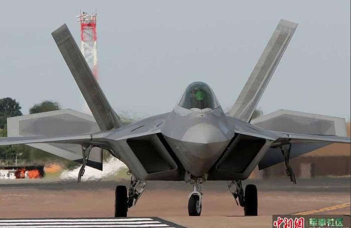 Máy bay chiến đấu tàng hình F-22 Mỹ, đã triển khai ở Nhật Bản Máy bay chiến đấu tàng hình F-22 Mỹ, đã triển khai ở Nhật Bản