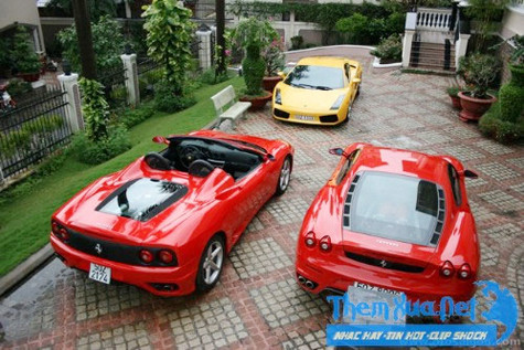 Về độ "chịu chơi" của vị thiếu gia này, chuyên trang ô tô Autoguide của Mỹ đã từng cho đăng lại những hình ảnh về bộ sưu tập xe sang của Cường "đô la" (Ảnh: Internet).