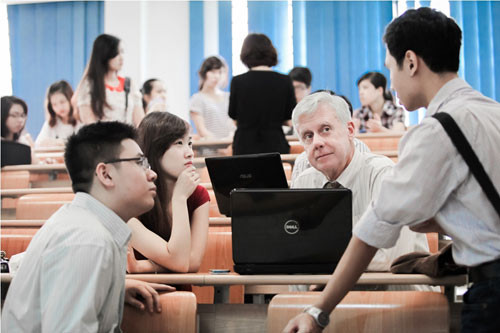 Lớp cử nhân khoa học tài năng sẽ được học chương trình chuyên sâu, học bẳng ngoại ngữ. Ảnh mang tính chất minh họa