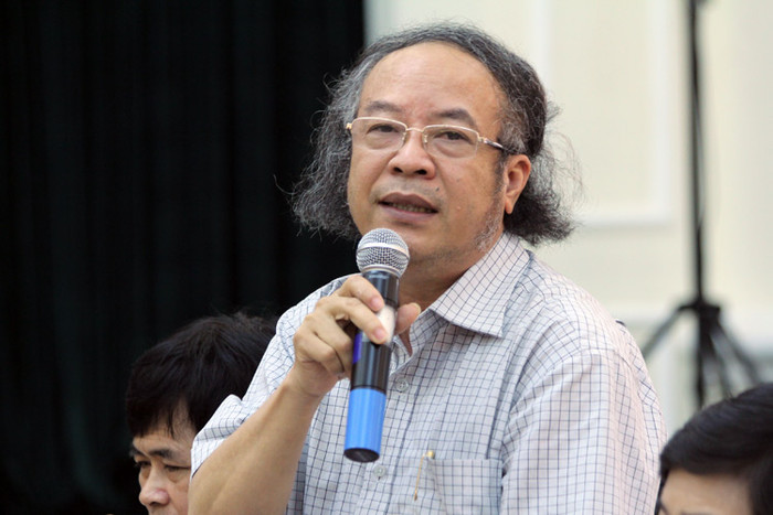 Ông Đỗ Ngọc Thống cho biết, Đề án đổi mới chương trình, sách giáo khoa còn có nhiều hạng mục, sách giáo khoa thực tế chỉ tốn khoảng 5 nghìn tỷ đồng. Ảnh Xuân Trung Ông Đỗ Ngọc Thống cho biết, Đề án đổi mới chương trình, sách giáo khoa còn có nhiều hạng mục, sách giáo khoa thực tế chỉ tốn khoảng 5 nghìn tỷ đồng. Ảnh Xuân Trung