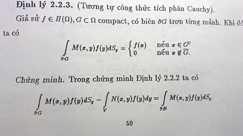 Ảnh chụp trang trang 50 luận án của PGS. Nguyễn Cảnh Lương có nêu Định lý 2.2.3 (Tương tự công thức tích phân Cauchy) Ảnh chụp trang trang 50 luận án của PGS. Nguyễn Cảnh Lương có nêu Định lý 2.2.3 (Tương tự công thức tích phân Cauchy)
