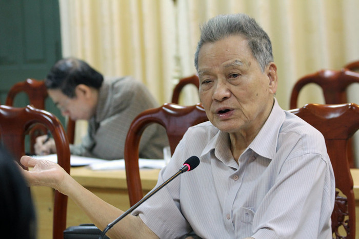 GS. Trần Phương bày tỏ, ông hoàn toàn nhất trí với việc phân luồng học sinh từ cấp THCS của Hiệp hội các trường đại học, cao đẳng ngoài công lập. Ảnh Xuân Trung GS. Trần Phương bày tỏ, ông hoàn toàn nhất trí với việc phân luồng học sinh từ cấp THCS của Hiệp hội các trường đại học, cao đẳng ngoài công lập. Ảnh Xuân Trung