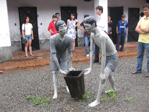 Địa Ngục của trần gian... Địa Ngục của trần gian...