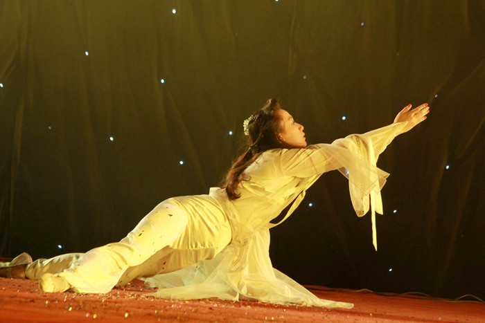 <<Những nỗi khổ của học sinh Việt Nam <<Phiêu cùng xe tự chế độc nhất vô nhị của học trò vùng cao <<Chùm ảnh: Bản hiếu học ở cuối trời Tây Bắc