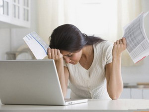 Suy giảm trí nhớ: Một số nghiên cứu cho thấy, có thể có mối quan hệ giữa sức khoẻ răng miệng kém với việc tăng nguy cơ suy giảm trí nhớ. Một nghiên cứu theo dõi 118 nữ tu sĩ từ 75 = 98 tuổi phát hiện ra rằng, những người ít răng nhất cũng là những người có nguy cơ bị mất trí nhớ cao nhất. Suy giảm trí nhớ: Một số nghiên cứu cho thấy, có thể có mối quan hệ giữa sức khoẻ răng miệng kém với việc tăng nguy cơ suy giảm trí nhớ. Một nghiên cứu theo dõi 118 nữ tu sĩ từ 75 = 98 tuổi phát hiện ra rằng, những người ít răng nhất cũng là những người có nguy cơ bị mất trí nhớ cao nhất.