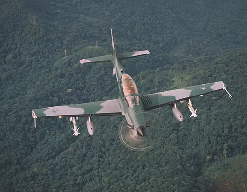 Việc Philippines lựa chọn EMB-314 có lẽ vì một phần giá rẻ, 9-10 triệu USD/chiếc nhưng vẫn đảm bảo khả năng chiến đấu cao.