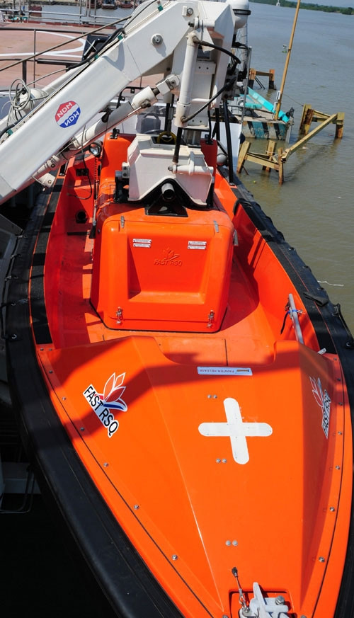 Trang bị hiện đại giúp DN 2000 có thể thực hiện nhiều nhiệm vụ trong điều kiện thời tiết phức tạp. Trang bị hiện đại giúp DN 2000 có thể thực hiện nhiều nhiệm vụ trong điều kiện thời tiết phức tạp.