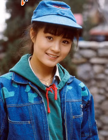 ... và rất dễ thương của Kim Hye Soo...