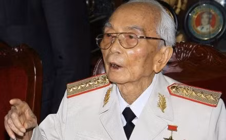 Đại tướng Võ Nguyên Giáp