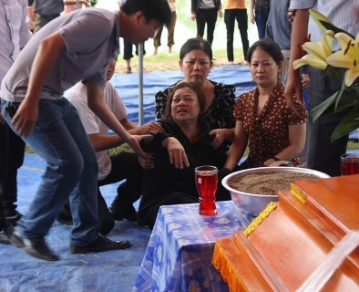 Nỗi đau mất chồng của bà Phạm Thị Hà (vợ ông Dũng)
