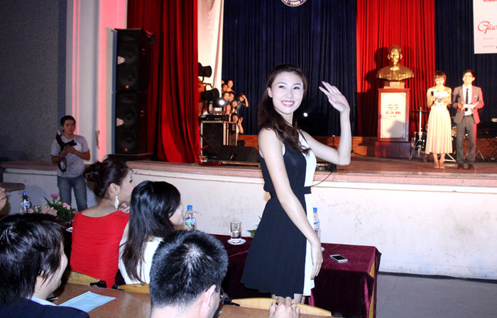 Và những người đẹp khác… Chùm ảnh: Học sinh đến trường trên con đường... "tử thần" Điểm danh những hot girl "siêu kute" làm "điên đảo" mạng facebook Những gương mặt sáng giá nhất vòng 3 Imiss Thăng Long 2012