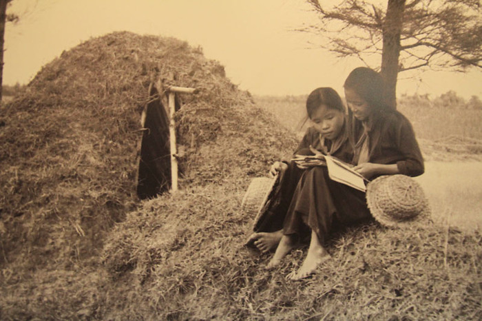 Cùng nhau học bài bên chiếc hầm chống bom >>Chàng trai không tay người Dao đỗ Đại học >>Đáng yêu những thiên thần nhỏ ngày khai trường >>Những hình ảnh đẹp nhất lễ khai giảng 2012