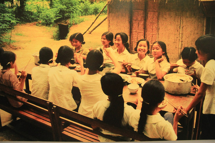 Các nữ sinh trường múa với bữa cơm đạm bạc. >>Chàng trai không tay người Dao đỗ Đại học >>Đáng yêu những thiên thần nhỏ ngày khai trường >>Những hình ảnh đẹp nhất lễ khai giảng 2012 Các nữ sinh trường múa với bữa cơm đạm bạc. >>Chàng trai không tay người Dao đỗ Đại học >>Đáng yêu những thiên thần nhỏ ngày khai trường >>Những hình ảnh đẹp nhất lễ khai giảng 2012