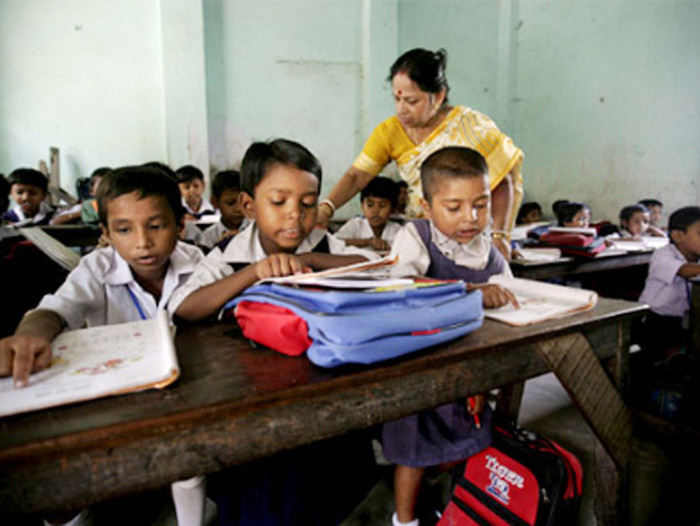 Một lớp học ở Ấn Độ >> ĐẦU NĂM HỌC MỚI, HỌC SINH THỦ ĐÔ ĐÙA VỚI TỬ THẦN >> HỌC SINH TRƯỜNG AMSTERDAM PHÁT SỐT VÌ CÔ GIÁO 9X Một lớp học ở Ấn Độ >> ĐẦU NĂM HỌC MỚI, HỌC SINH THỦ ĐÔ ĐÙA VỚI TỬ THẦN >> HỌC SINH TRƯỜNG AMSTERDAM PHÁT SỐT VÌ CÔ GIÁO 9X