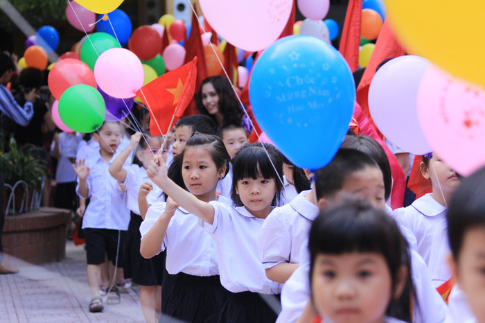 Chùm ảnh: Nữ sinh cực "xì tin" trong ngày khai trường >>Nữ sinh đẹp rạng ngời ngày khai trường >>Những thầy cô là hotgirl, hotboy nổi đình nổi đám Chùm ảnh: Nữ sinh cực "xì tin" trong ngày khai trường >>Nữ sinh đẹp rạng ngời ngày khai trường >>Những thầy cô là hotgirl, hotboy nổi đình nổi đám