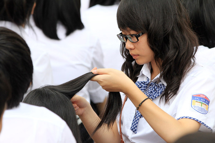 Chùm ảnh: Giới trẻ Hà Thành chào Quốc khánh bằng đàn ghita >>Nữ sinh đẹp rạng ngời ngày khai trường Rơi nước mắt, học sinh quỳ đất trong lễ khai giảng Phát sốt vì cô giáo 9X xinh đẹp của trường Chuyên Hà Nội - Amsterdam Chùm ảnh: Giới trẻ Hà Thành chào Quốc khánh bằng đàn ghita >>Nữ sinh đẹp rạng ngời ngày khai trường Rơi nước mắt, học sinh quỳ đất trong lễ khai giảng Phát sốt vì cô giáo 9X xinh đẹp của trường Chuyên Hà Nội - Amsterdam