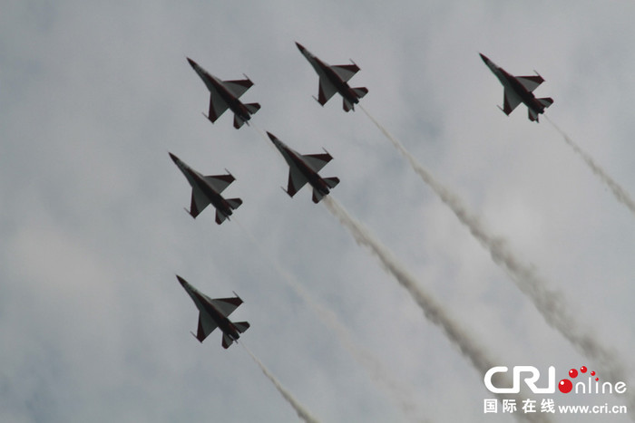 Đội bay nhào lộn của Singapore tại Triển lãm hàng không quốc tế Singapore 2014 Đội bay nhào lộn của Singapore tại Triển lãm hàng không quốc tế Singapore 2014