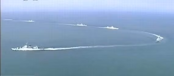 Tháng 5 năm 2013, ba hạm đội lớn của Hải quân Trung Quốc tập trận trên Biển Đông.