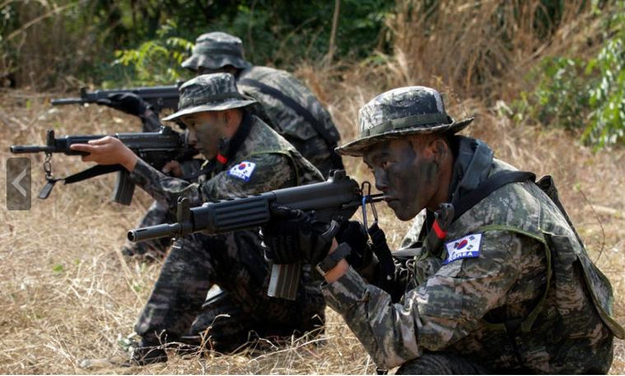 Binh sĩ Hàn Quốc trong cuộc diễn tập Cobra Gold 2014 tại Thái Lan Binh sĩ Hàn Quốc trong cuộc diễn tập Cobra Gold 2014 tại Thái Lan