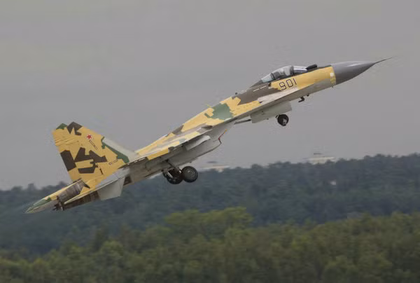Máy bay chiến đấu Su-35 do Nga chế tạo