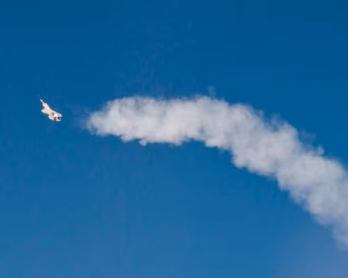 Máy bay chiến đấu F-35C bay thử