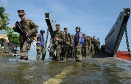 Binh sĩ Thủy quân lục chiến Mỹ đến vịnh Subic Philippines tham gia diễn tập Carat-2013 (ảnh tư liệu)