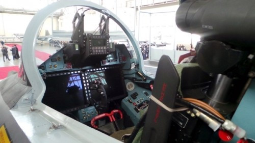 Buồng lái máy bay chiến đấu Su-35S