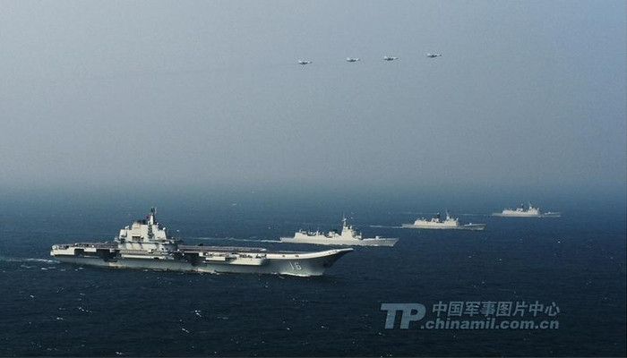 Biên đội tàu sân bay Liêu Ninh, Hải quân Trung Quốc huấn luyện-thử nghiệm trên Biển Đông (ảnh tư liệu) Biên đội tàu sân bay Liêu Ninh, Hải quân Trung Quốc huấn luyện-thử nghiệm trên Biển Đông (ảnh tư liệu)