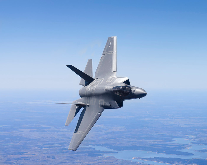 Máy bay chiến đấu F-35C Mỹ