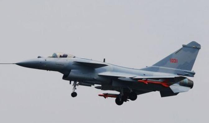 Máy bay chiến đấu J-10B Trung Quốc Máy bay chiến đấu J-10B Trung Quốc