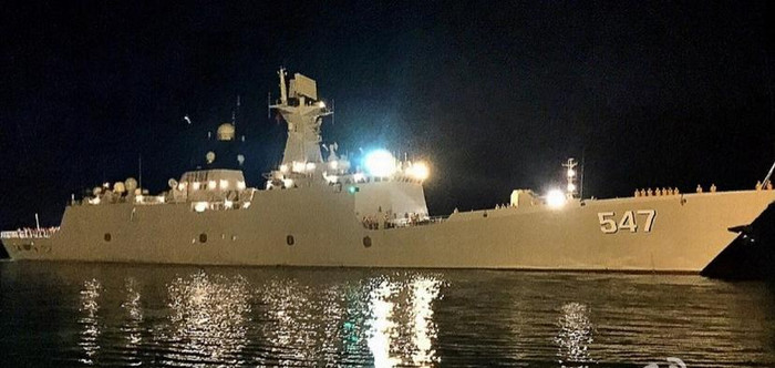 Tàu hộ vệ Lâm Nghi của biên đội hộ tống tốp thứ 19 Hải quân Trung Quốc rút công dân nước này từ Yemen đến Djibouti Tàu hộ vệ Lâm Nghi của biên đội hộ tống tốp thứ 19 Hải quân Trung Quốc rút công dân nước này từ Yemen đến Djibouti