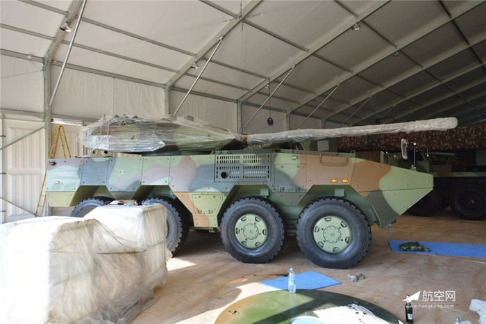Vũ khí trang bị tại Triển lãm hàng không Chu Hải Trung Quốc Vũ khí trang bị tại Triển lãm hàng không Chu Hải Trung Quốc