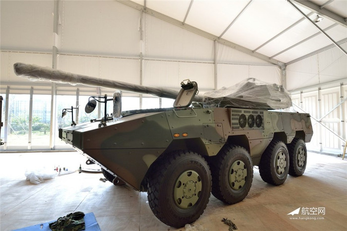 Vũ khí trang bị tại Triển lãm hàng không Chu Hải Trung Quốc Vũ khí trang bị tại Triển lãm hàng không Chu Hải Trung Quốc