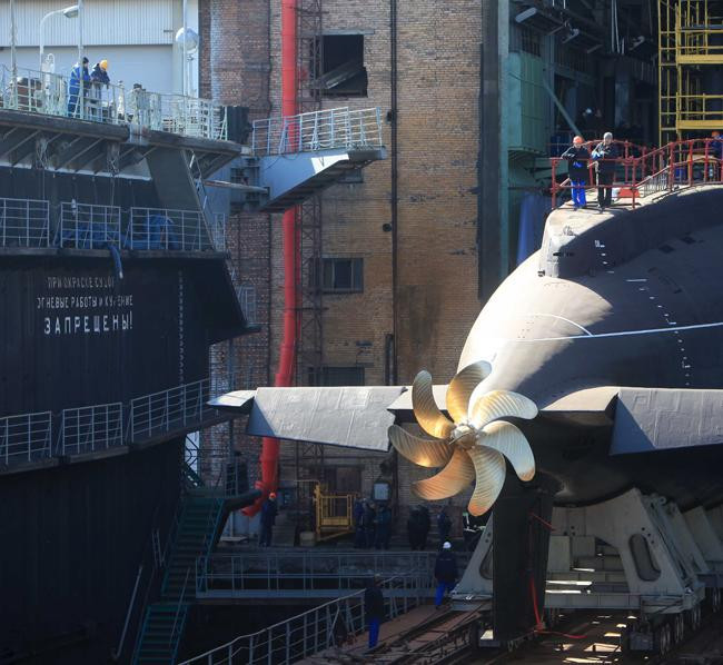 Ngày 25 tháng 4 năm 2015, Nga hạ thủy tàu ngầm B-265 Krasnodar lớp Kilo mới Ngày 25 tháng 4 năm 2015, Nga hạ thủy tàu ngầm B-265 Krasnodar lớp Kilo mới