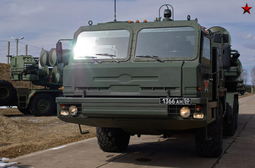 Hệ thống tên lửa phòng không S-400 do Nga chế tạo Hệ thống tên lửa phòng không S-400 do Nga chế tạo