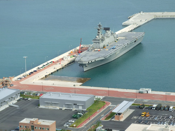 Tàu tấn công đổ bộ Dokdo, Hải quân Hàn Quốc Tàu tấn công đổ bộ Dokdo, Hải quân Hàn Quốc
