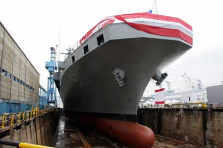 Tàu đổ bộ cỡ lớn lớp Dokdo do Hàn Quốc chế tạo Tàu đổ bộ cỡ lớn lớp Dokdo do Hàn Quốc chế tạo