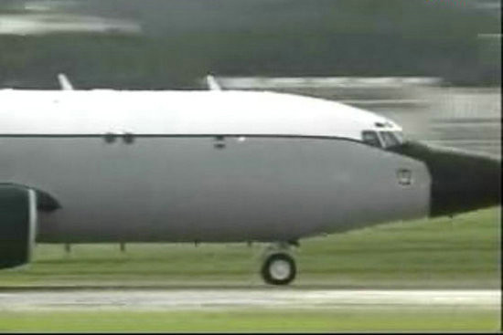 Máy bay trinh sát RC-135S của quân đội Mỹ đã triển khai ở căn cứ Kadena Nhật Bản Máy bay trinh sát RC-135S của quân đội Mỹ đã triển khai ở căn cứ Kadena Nhật Bản