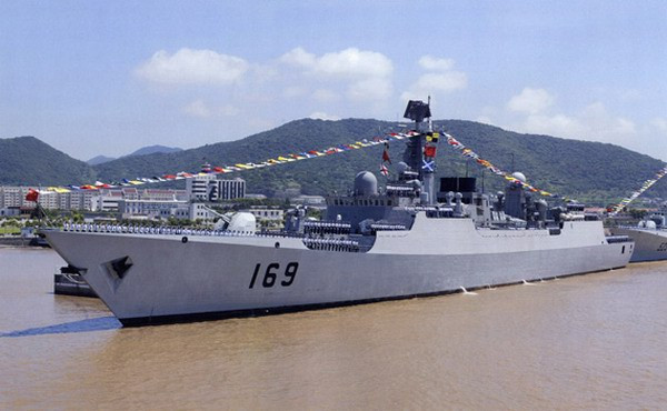 Tàu khu trục tên lửa Vũ Hán số hiệu 169 Type 052B, Hạm đội Nam Hải, Hải quân Trung Quốc (ảnh tư liệu) Tàu khu trục tên lửa Vũ Hán số hiệu 169 Type 052B, Hạm đội Nam Hải, Hải quân Trung Quốc (ảnh tư liệu)