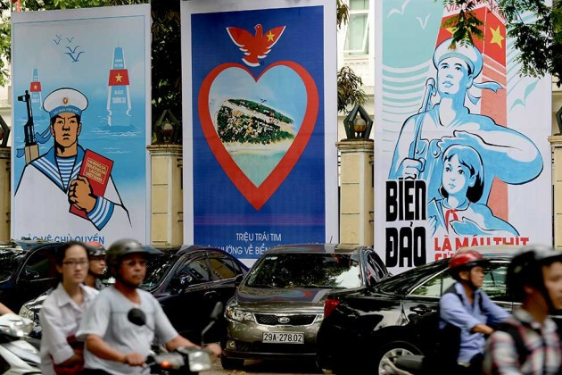 Cả nước Việt Nam hướng về biển đảo, kiên quyết bảo vệ chủ quyền biển đảo thiêng liêng của Tổ quố Cả nước Việt Nam hướng về biển đảo, kiên quyết bảo vệ chủ quyền biển đảo thiêng liêng của Tổ quố