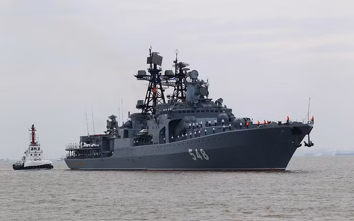 Tàu săn ngầm cỡ lớn Admiral Panteleyev Hải quân Nga