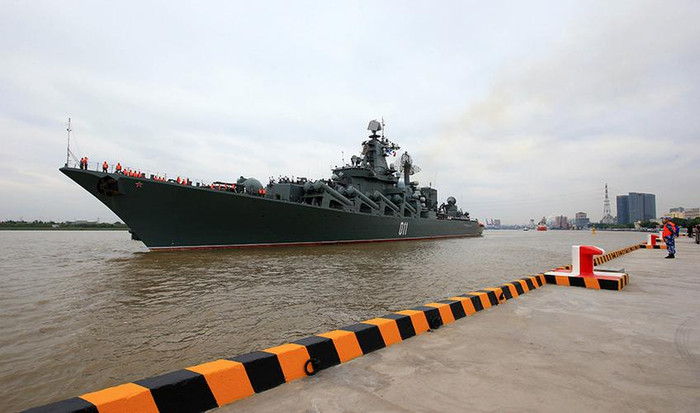 Tàu tuần dương tên lửa Varyag của Hạm đội Thái Bình Dương Nga Tàu tuần dương tên lửa Varyag của Hạm đội Thái Bình Dương Nga