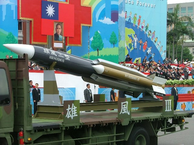 Tên lửa hành trình Hùng Phong III được Đài Loan giới thiệu có thể tiêu diệt tàu sân bay