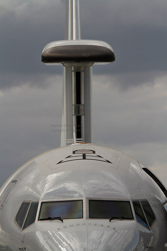 Peace Eye có khả năng tìm kiếm, theo dõi đồng thời hơn 1.000 mục tiêu trên mặt đất, trên không và trên biển, phạm vi theo dõi bao phủ toàn bộ bán đảo Triều Tiên, có thể nâng cao rất lớn khả năng do thám và chỉ huy cho quân đội Hàn Quốc, vì vậy được gọi là “Sở chỉ huy trên không”.