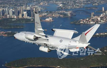 Hiện nay, Sở Kiểm soát phòng không trung ương của không quân Hàn Quốc tại Osan (MCRC) phụ trách phân tích tổng hợp tin tức tình báo thu thập được từ các radar phân bố trên cả nước. Sau khi Peace Eye đi vào hoạt động, sẽ liên kết với hệ thống thông tin MCRC ở Osan, những tin tức tình báo thu thập được sẽ không chỉ có thể trực tiếp chia sẻ cho lực lượng tác chiến của Lục, Hải, Không quân, Bộ Tham mưu và Bộ Tư lệnh liên hợp Hàn-Mỹ, mà còn có thể truyền tới các máy bay chiến đấu.