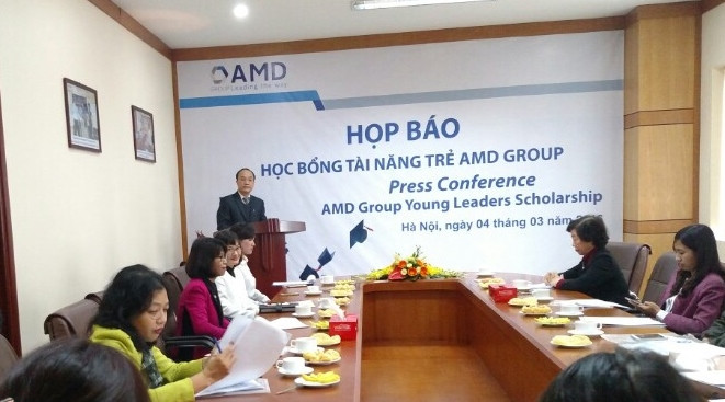 Hai sinh viên Khoa hóa Trường đại học Khoa học Thái Nguyên nhận học bổng Vallet ảnh 6 Hai sinh viên Khoa hóa Trường đại học Khoa học Thái Nguyên nhận học bổng Vallet ảnh 6