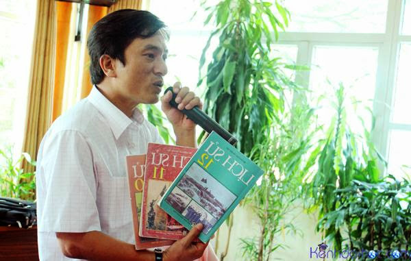 Thầy Trần Trung Hiếu. Ảnh Xuân Trung Thầy Trần Trung Hiếu. Ảnh Xuân Trung