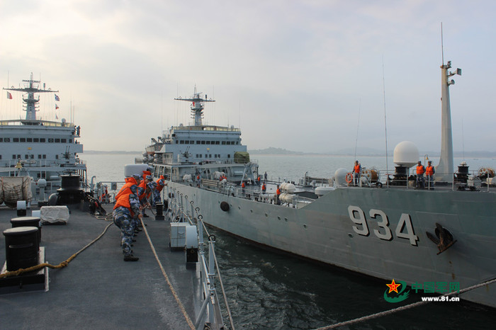 Ngày 3 tháng 3 năm 2015, 2 tàu đổ bộ Type 072III tên là Nga Mi Sơn và Đan Hà Sơn của Hạm đội Nam Hải tập trận trên Biển Đông (nguồn mạng sina TQ) Ngày 3 tháng 3 năm 2015, 2 tàu đổ bộ Type 072III tên là Nga Mi Sơn và Đan Hà Sơn của Hạm đội Nam Hải tập trận trên Biển Đông (nguồn mạng sina TQ)